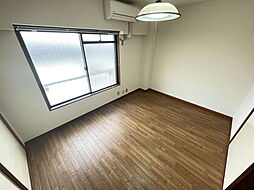 東急田園都市線 三軒茶屋駅 徒歩8分の賃貸マンション 2階1Kのリビング/ダイニング