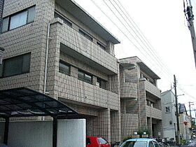 兵庫県西宮市若草町１丁目7番3号（賃貸マンション1LDK・1階・54.14㎡） その1