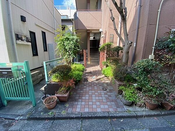 建物エントランス