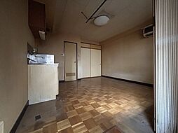 居間
