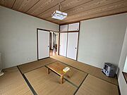 もちろん押入もついています