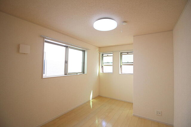 室内 江東区東砂6丁目