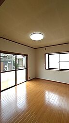 居間