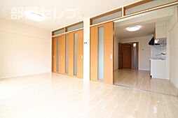 居間