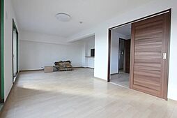 クレスト名城 4階2LDKのリビング/ダイニング