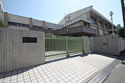 飯田小学校 75m