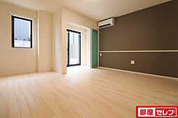 レヴァータII 1階1Kのリビング/ダイニング