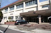 稲生小学校 373m