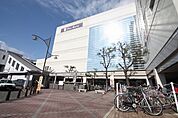 マツモトキヨシパレマルシェ西春店 234m