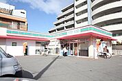 ローソンストア100大野木店 345m