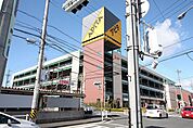 アピタ名古屋北店 271m