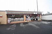 セブンイレブン名古屋栄生1丁目店 373m