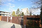 天神中学校 701m