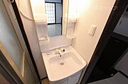 写真は別のお部屋です。