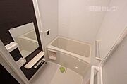 浴室は同型タイプになります。
