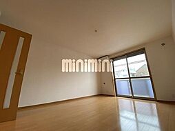 リヴェール市川C棟 1階1Kのリビング/ダイニング