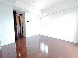 KDXレジデンス市川 1階1Kのリビング/ダイニング