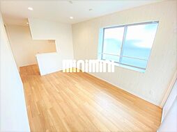 クリプトン 201 2階1LDKのリビング/ダイニング