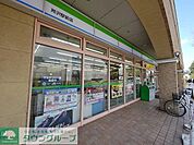 ファミリーマート所沢駅前店 87m