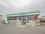 ファミリーマート所沢寿町店 538m