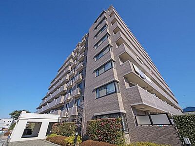 外観：【駅徒歩8分通勤に便利な駅近マンション×富士山を望む最上階暮らし】