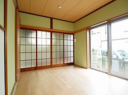 居間