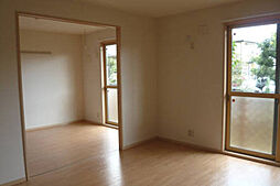 キャロルステージＩＳＨＩＩ 2階2LDKのリビング/ダイニング