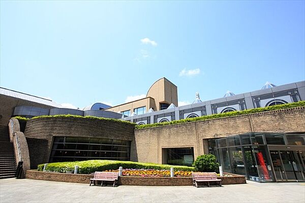 周辺を拡大表示