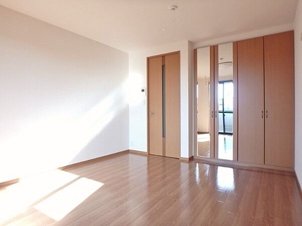 apartment 栃木県河内郡上三川町しらさぎ3丁目
物件地図