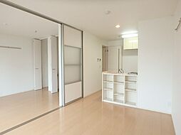 JR東北本線 小金井駅 徒歩4分の賃貸アパート 3階1LDKのリビング/ダイニング