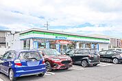 ファミリーマート清原テクノ店 355m