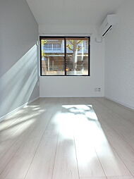 大泉学園East-Y2 103 1階1Kのリビング/ダイニング