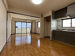 トミクラVI 2階2DKのリビング/ダイニング