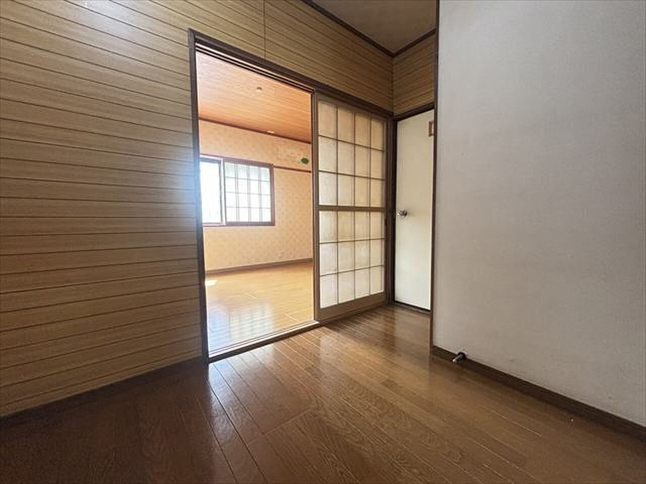 Used detached house · 6LDK in Osaka &mdash; photo 7