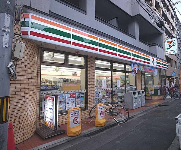 画像30:セブンイレブン京都四条西洞院通り店まで31m 西洞院のコンビニです。