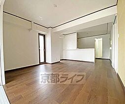 京都市営烏丸線 五条駅 徒歩5分の賃貸マンション 8階3LDKのリビング/ダイニング