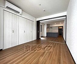 京都市営烏丸線 烏丸御池駅 徒歩4分の賃貸マンション 3階1LDKのリビング/ダイニング