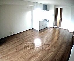 カーサ・フェリーチェ丸太町 202 2階1LDKのリビング/ダイニング