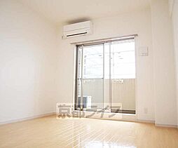 JR東海道・山陽本線 西大路駅 徒歩20分の賃貸マンション 4階1Kのリビング/ダイニング