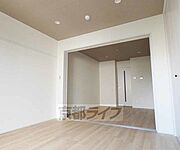 広々した部屋です。