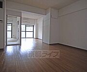 2ＬＤＫへと大改装したお部屋です。