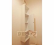 トイレにも収納があります