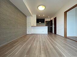 京都地下鉄東西線 東野駅 徒歩13分の賃貸マンション 4階3LDKのリビング/ダイニング