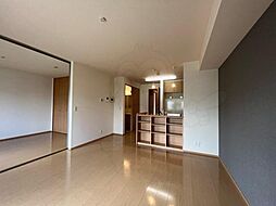 京阪石山坂本線 滋賀里駅 徒歩3分の賃貸アパート 1階2LDKのリビング/ダイニング