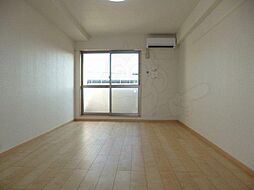 京都地下鉄東西線 東野駅 徒歩10分の賃貸マンション 1階1DKのリビング/ダイニング