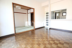 グランディ・シンヤ 3階1LDKのリビング/ダイニング