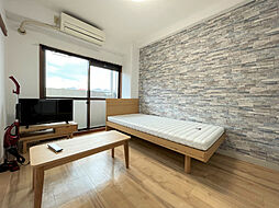 スプリーム横浜 5階ワンルームのリビング/ダイニング