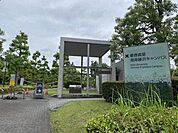 大学「私立慶應義塾大学湘南藤沢キャンパスまで3523m」