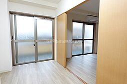 フォンテーヌ本町 202 2階1DKのリビング/ダイニング