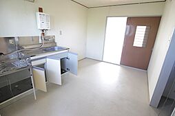 メゾン秀和 303 3階2DKのリビング/ダイニング